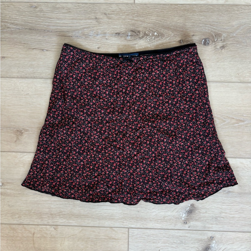 Brandy Melville skirt